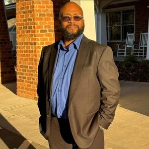 Meet your Posher, Casey